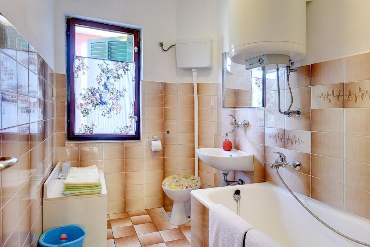 באניולה Apartment Milat מראה חיצוני תמונה
